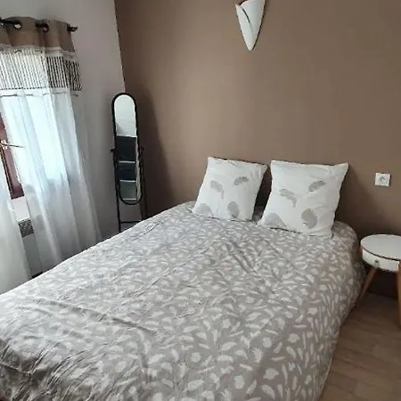 Holiday home Maisonnette Bord De *